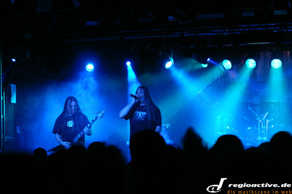 Legion of the Damned (Live bei Darkness over X-Mas, Colos Saal Aschaffenburg)
Foto : Marco "Doublegene" Hammer